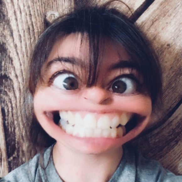 Meet your Posher, Deanna - Picture 1 of 1